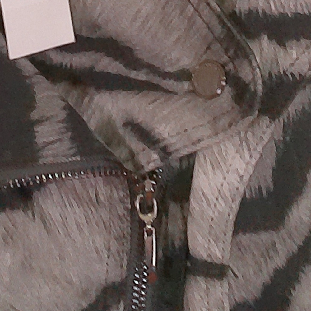 NWT White House Black Market Tiger Contrast Jacket, Zips Snaps & Belted SZ8 - Picture 16 of 16